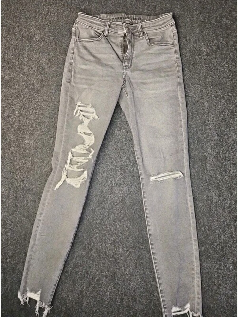 American Eagle Next Level Stretch Gray Distressed Skinny Jeans Womens Size 6